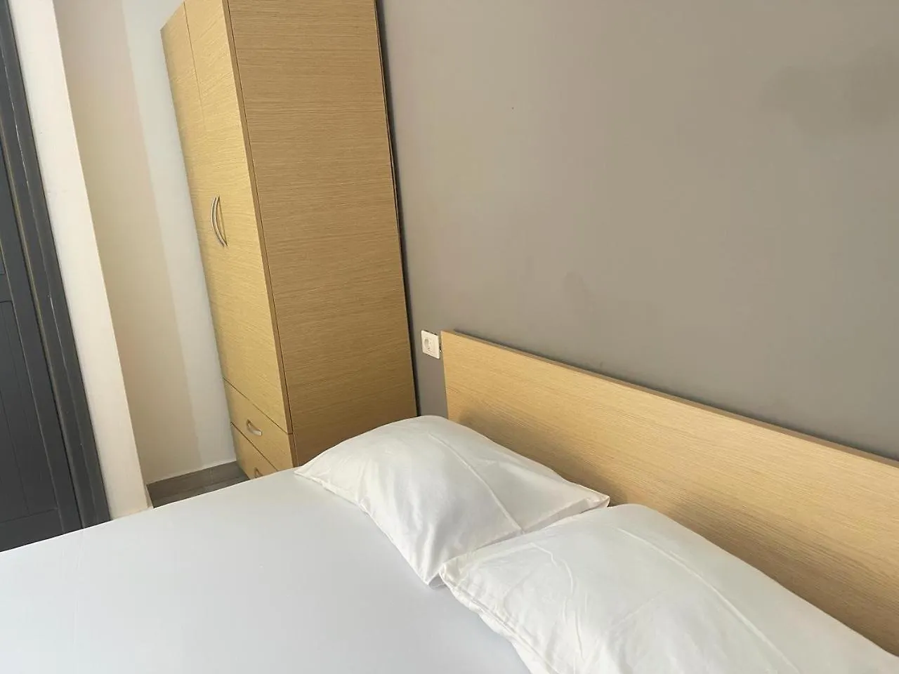 Apartment Mario Studios Ksamil