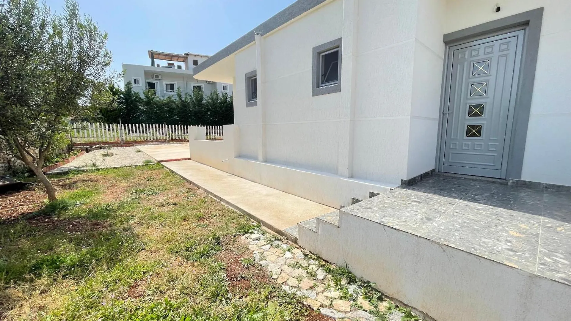 Apartment Mario Studios Ksamil